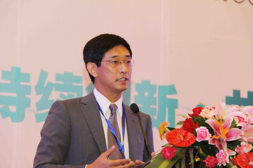 英特爾中國區總經理黃節：不斷遵循摩爾定律