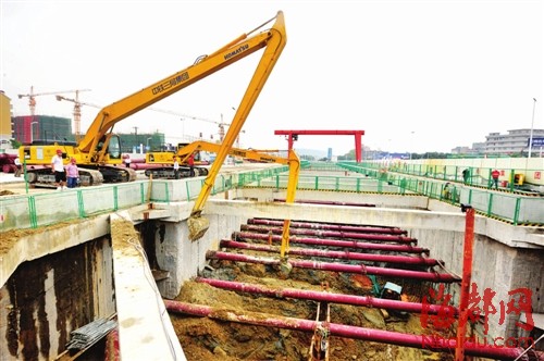 榕地鐵高鐵高速路跨越發展　交通跨入立體化時代