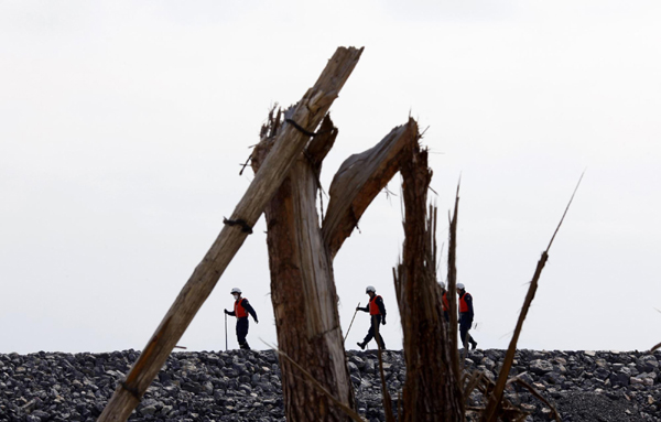 Japan remembers quake victims