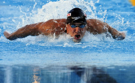 Phelps closes Worlds with 5 golds