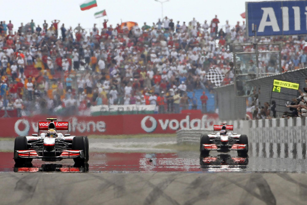 F1土耳其站紅牛內(nèi)斗自殘 漢密爾頓首勝