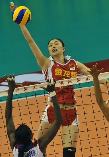 女排精英賽：中國隊(duì)3:0完勝古巴隊(duì)獲亞軍