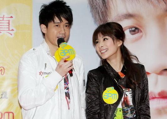 劉璇公開承認愛上光良