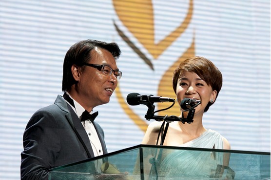 李力持、王一楠現場調侃 喜感十足