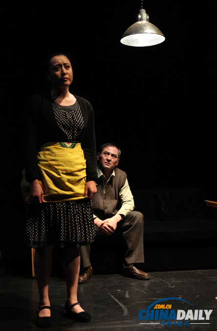 萬方、蘇蓬聯(lián)手“報警” 致敬大師亮點頗多