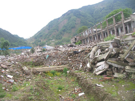 新北川中學(xué)地震周年開建 欲打造一流名校[組圖]