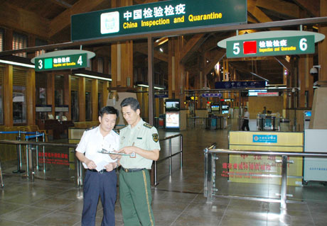 三亞鳳凰機(jī)場(chǎng)邊檢站采取措施防止豬流感傳播