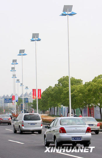 蘇州市區(qū)首條全太陽(yáng)能路燈街投入使用