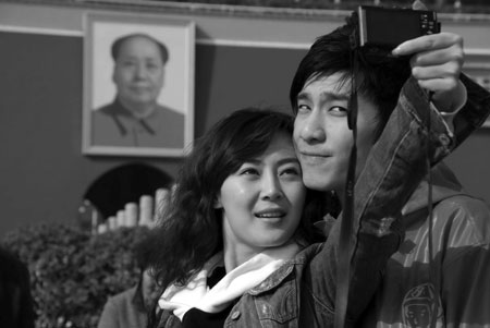《百名攝影記者聚焦中國(guó)》畫(huà)冊(cè)首發(fā)式在京舉行