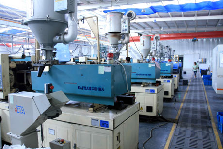 青島同和工業園實現高速增長 落戶企業逆勢擴產