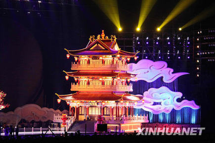 央視中秋晚會(huì)舞臺(tái)造景先睹為快[組圖]