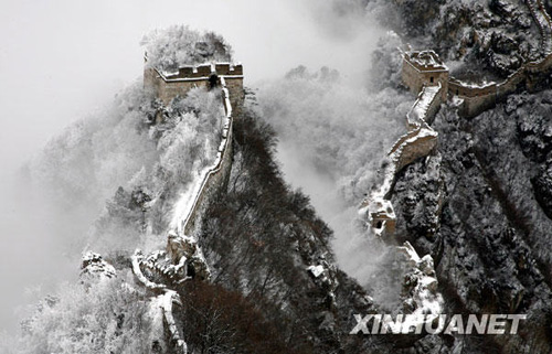 北京初雪長(zhǎng)城美