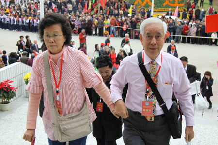 首屆世界永定同鄉(xiāng)懇親大會在永定縣開幕【組圖】